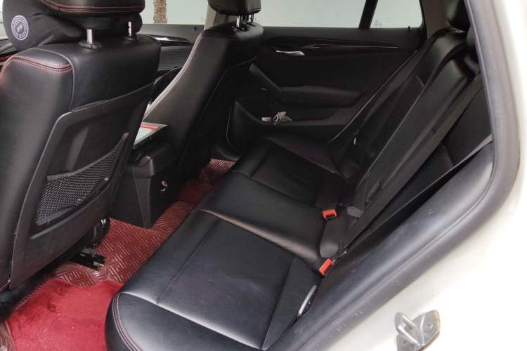Used BMW X1 2015 sDrive18i Fashion Upgrade Edition Left Rear Seat