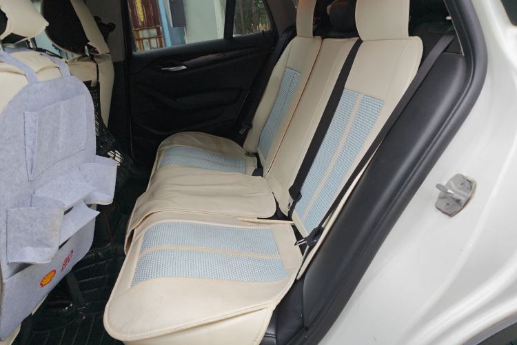 Used BMW X1 2015 sDrive18i Fashion Upgrade Edition Left Rear Seat