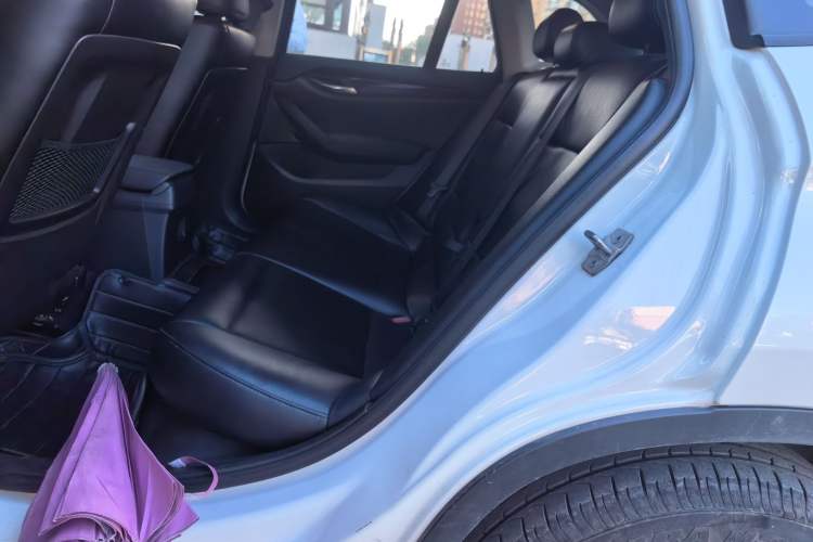 Used BMW X1 2015 sDrive18i Fashion Upgrade Edition Left Rear Seat