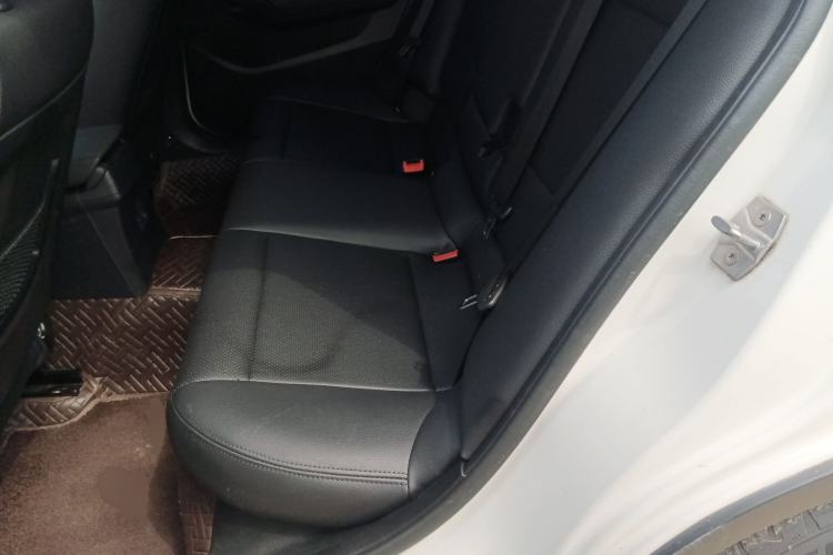 Used BMW X1 2015 sDrive18i Fashion Upgrade Edition Left Rear Seat
