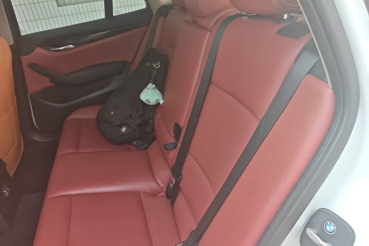 Used BMW X1 2015 sDrive18i Fashion Upgrade Edition Left Rear Seat