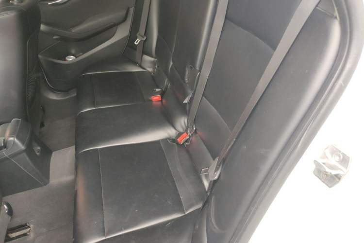 Used BMW X1 2015 sDrive18i Fashion Upgrade Edition Left Rear Seat