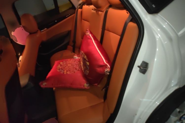 Used BMW X1 2015 sDrive18i Fashion Upgrade Edition Left Rear Seat