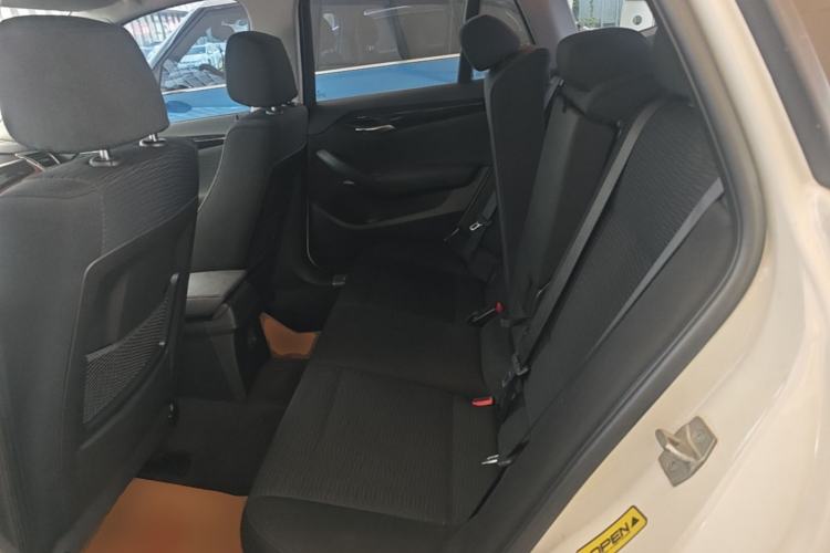Used BMW X1 2015 sDrive18i Fashion Upgrade Edition Left Rear Seat
