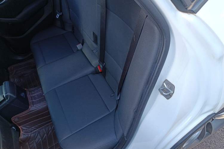 Used BMW X1 2015 sDrive18i Leading Edition Left Rear Seat