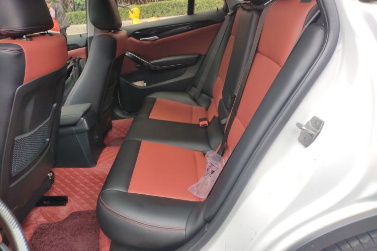 Used BMW X1 2015 sDrive18i Fashion Upgrade Edition Left Rear Seat