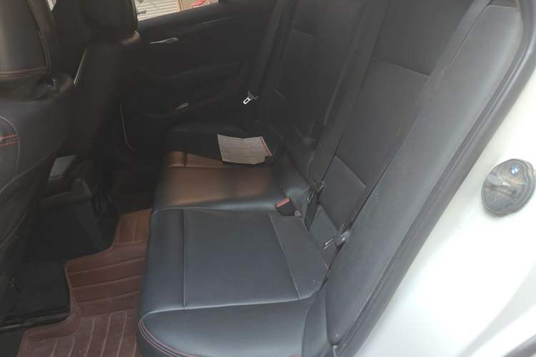 Used BMW X1 2015 sDrive18i Fashion Upgrade Edition Left Rear Seat