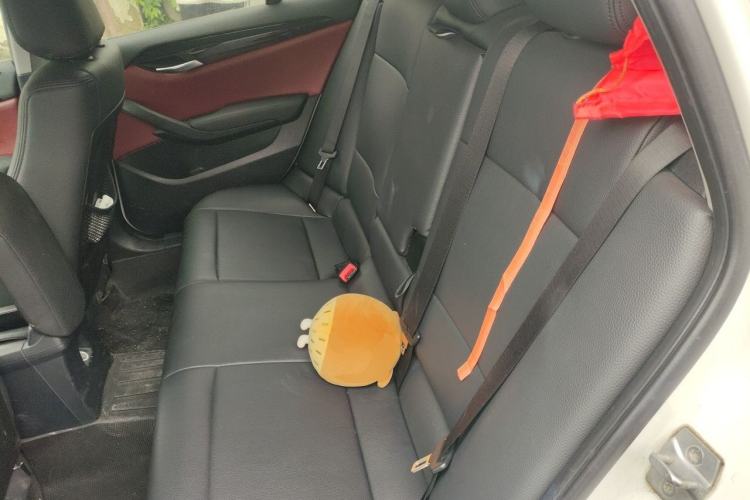 Used BMW X1 2015 sDrive18i Fashion Upgrade Edition Left Rear Seat