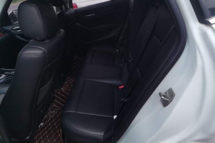 Used BMW X1 2015 sDrive18i Fashion Upgrade Edition Left Rear Seat