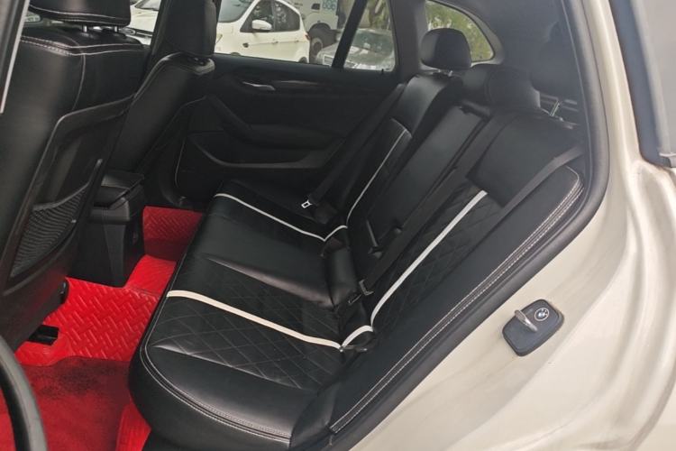 Used BMW X1 2015 sDrive18i Fashion Upgrade Edition Left Rear Seat