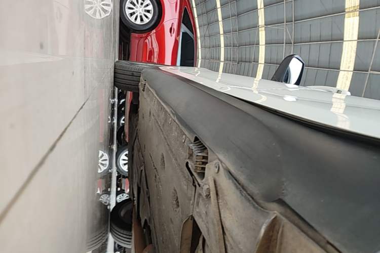 Used BMW X1 2015 sDrive18i Fashion Upgrade Edition Left Side Sill