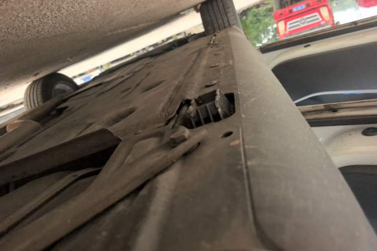 Used BMW X1 2015 sDrive18i Fashion Upgrade Edition Left Side Sill
