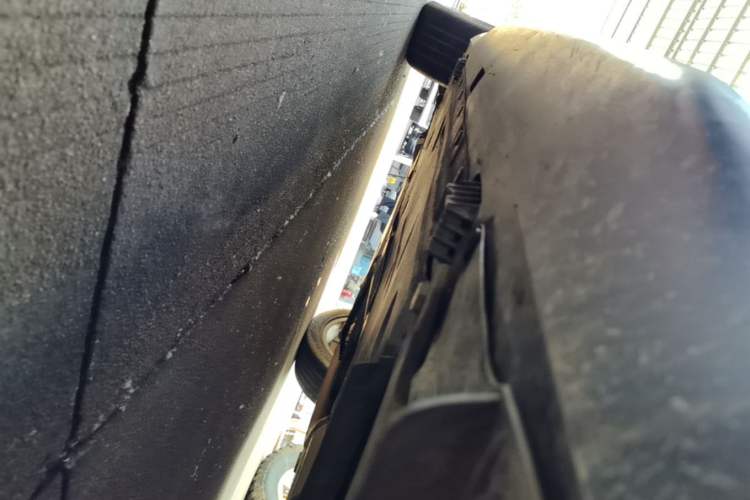 Used BMW X1 2015 xDrive20i Fashion Model Left Side Sill