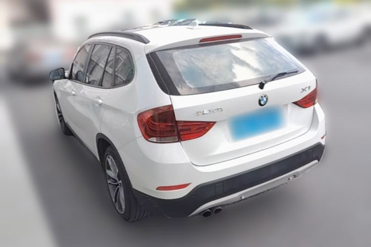 Used BMW X1 2015 sDrive18i Leading Edition Rear Left 45 Deg