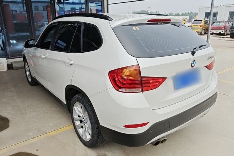 Used BMW X1 2015 sDrive18i Fashion Upgrade Edition Rear Left 45 Deg