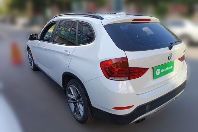 Used BMW X1 2015 sDrive18i Leading Edition Rear Left 45 Deg