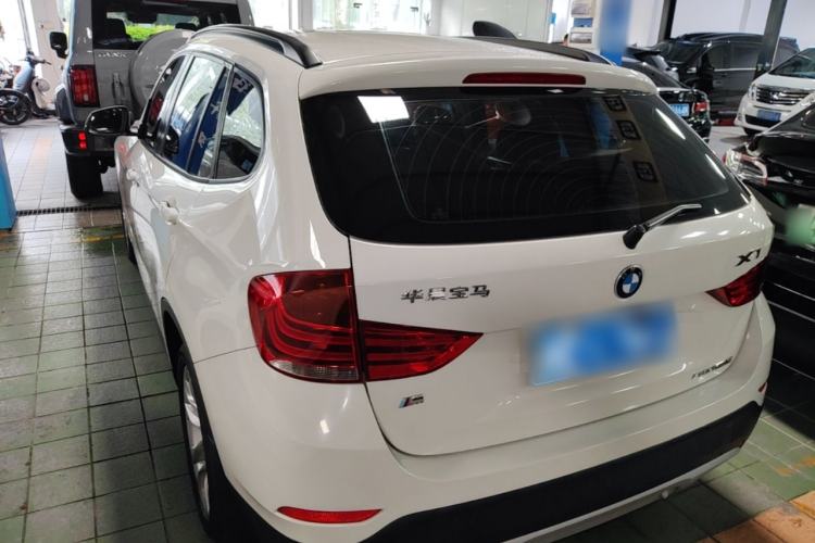 Used BMW X1 2015 sDrive18i Fashion Upgrade Edition Rear Left 45 Deg