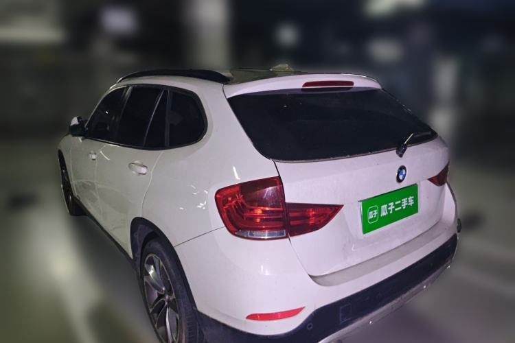 Used BMW X1 2015 sDrive18i Leading Edition Rear Left 45 Deg