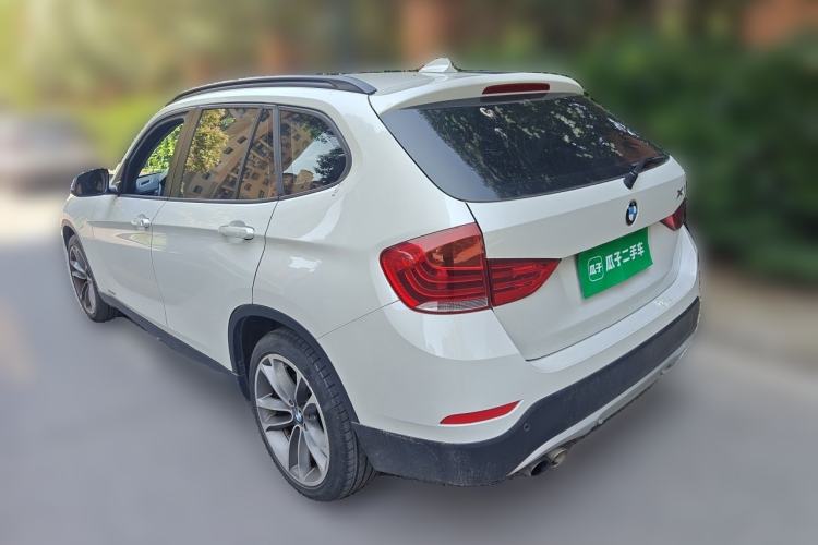 Used BMW X1 2015 sDrive18i Leading Edition Rear Left 45 Deg