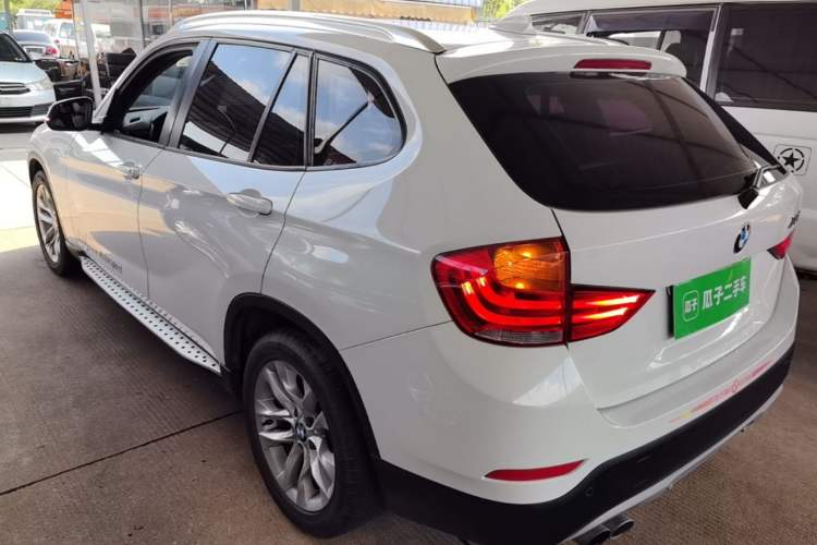 Used BMW X1 2015 xDrive20i Fashion Model Rear Left 45 Deg