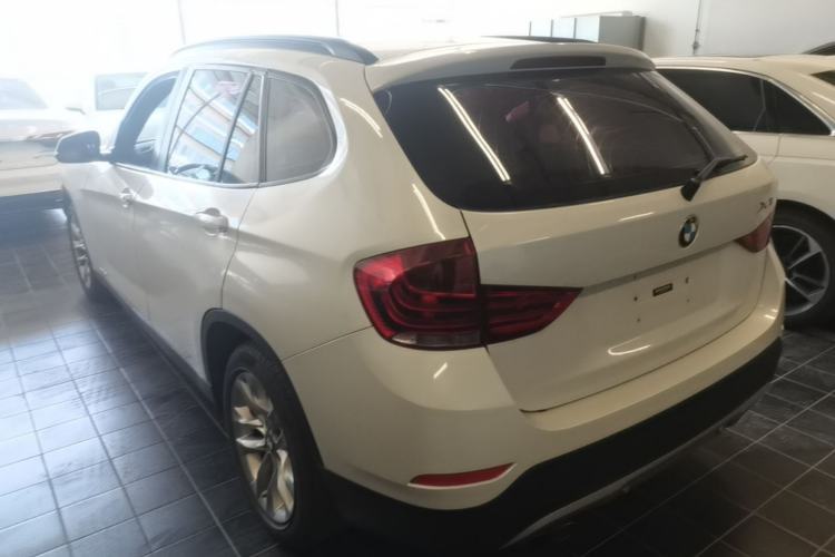 Used BMW X1 2015 sDrive18i Fashion Upgrade Edition Rear Left 45 Deg