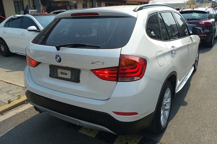 Used BMW X1 2015 sDrive18i Fashion Upgrade Edition Rear Right 45 Deg