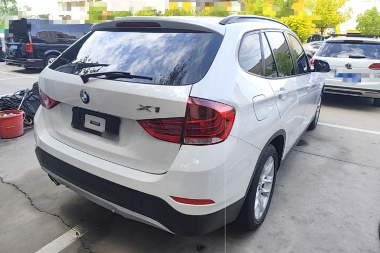 Used BMW X1 2015 sDrive18i Fashion Upgrade Edition Rear Right 45 Deg
