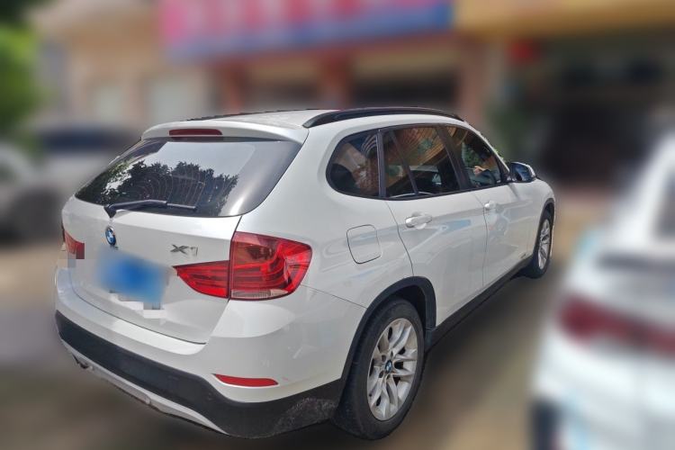 Used BMW X1 2015 sDrive18i Fashion Upgrade Edition Rear Right 45 Deg