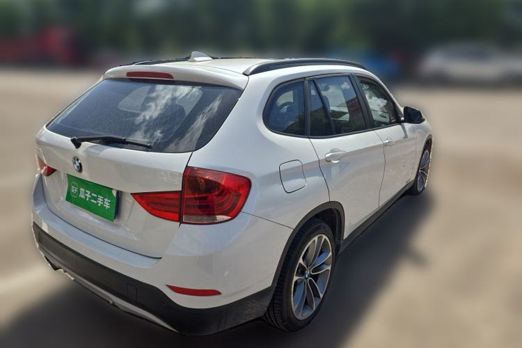 Used BMW X1 2015 sDrive18i Leading Edition Rear Right 45 Deg