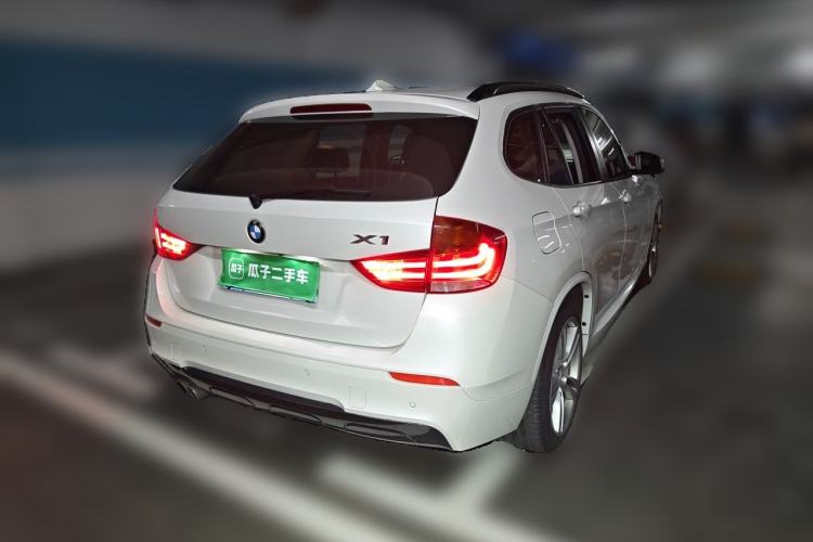 Used BMW X1 2015 sDrive18i Leading Edition Rear Right 45 Deg