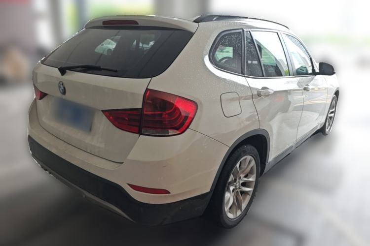 Used BMW X1 2015 sDrive18i Fashion Upgrade Edition Rear Right 45 Deg
