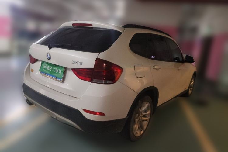 Used BMW X1 2015 sDrive18i Fashion Upgrade Edition Rear Right 45 Deg