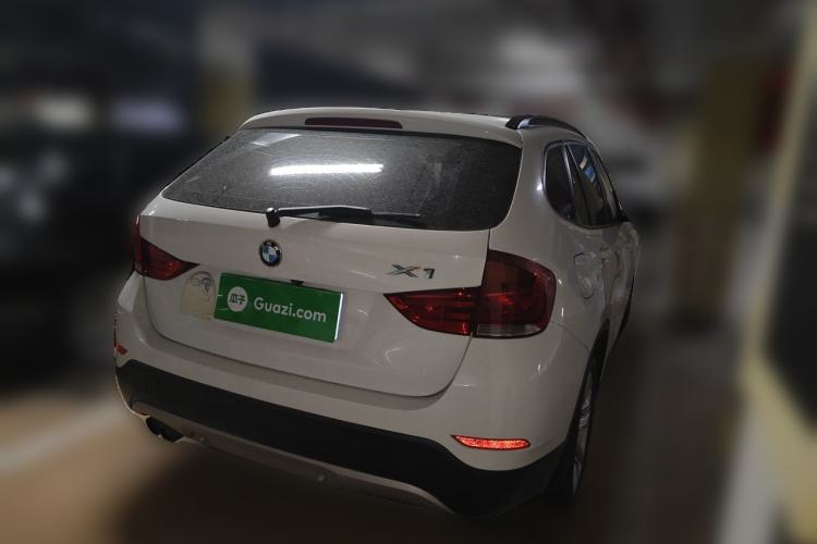 Used BMW X1 2015 sDrive18i Fashion Upgrade Edition Rear Right 45 Deg
