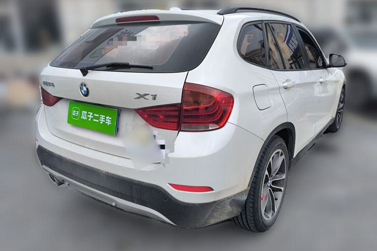 Used BMW X1 2015 sDrive18i Leading Edition Rear Right 45 Deg