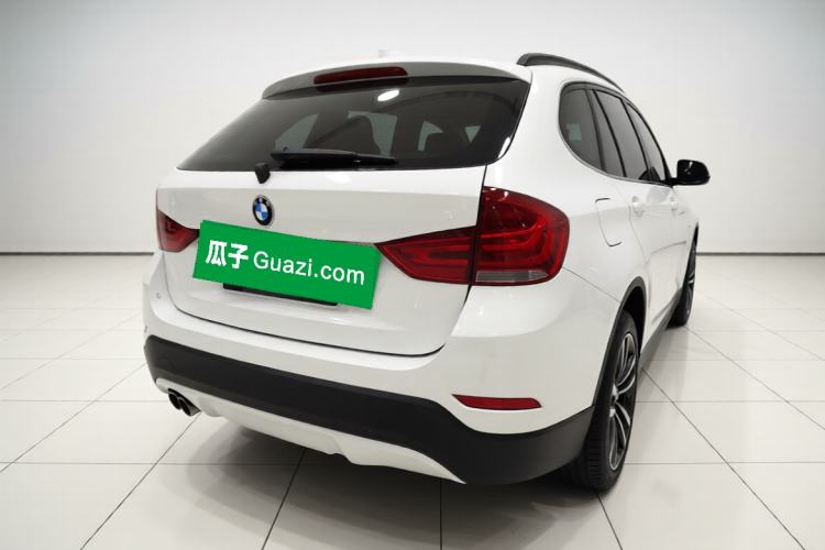 Used BMW X1 2015 sDrive18i Fashion Upgrade Edition Rear Right 45 Deg