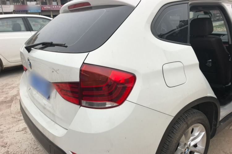Used BMW X1 2015 sDrive18i Fashion Upgrade Edition Rear Right 45 Deg