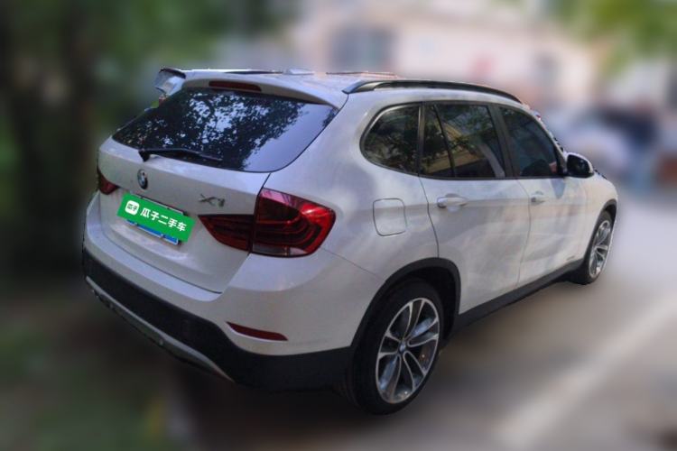 Used BMW X1 2015 sDrive18i Leading Edition Rear Right 45 Deg