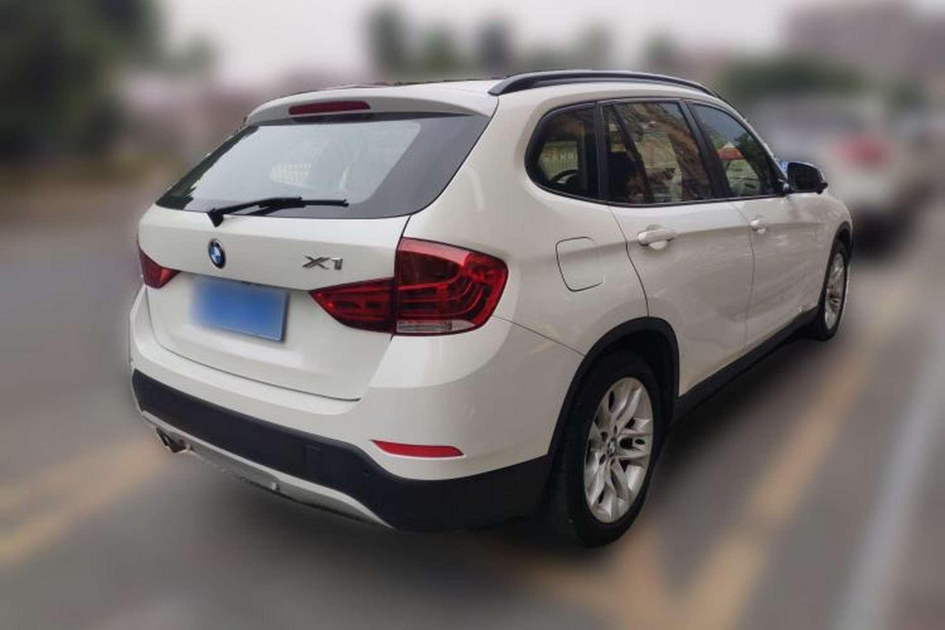 Used BMW X1 2015 sDrive18i Fashion Upgrade Edition Rear Right 45 Deg