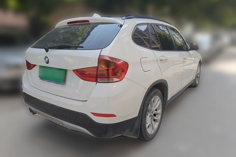 Used BMW X1 2015 sDrive18i Fashion Upgrade Edition Rear Right 45 Deg