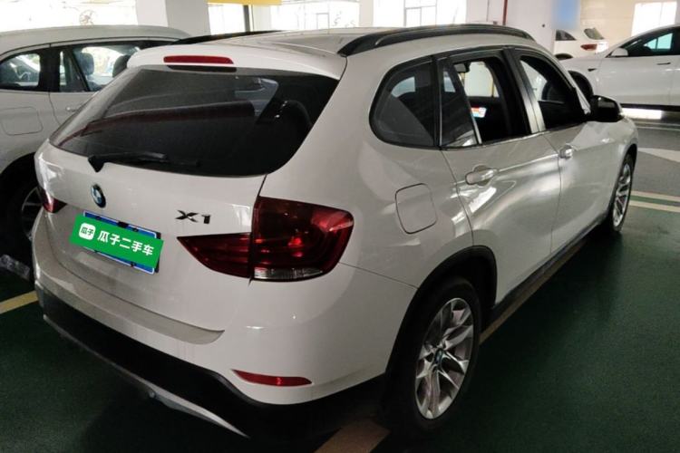Used BMW X1 2015 sDrive18i Fashion Upgrade Edition Rear Right 45 Deg