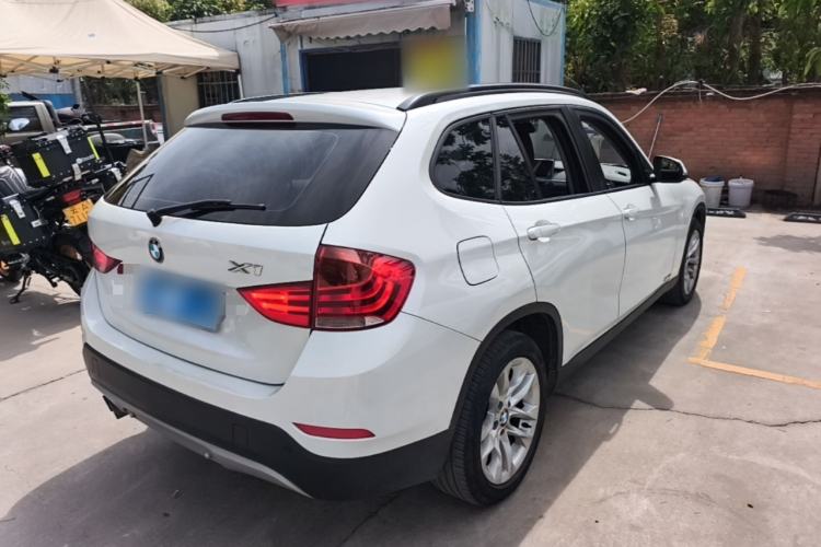 Used BMW X1 2015 sDrive18i Fashion Upgrade Edition Rear Right 45 Deg