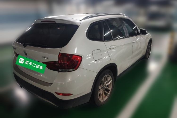 Used BMW X1 2015 sDrive18i Fashion Upgrade Edition Rear Right 45 Deg
