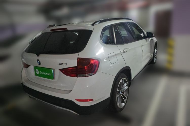 Used BMW X1 2015 sDrive18i Leading Edition Rear Right 45 Deg