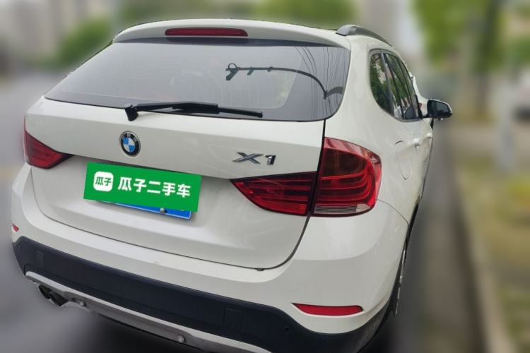 Used BMW X1 2015 sDrive18i Fashion Upgrade Edition Rear Right 45 Deg