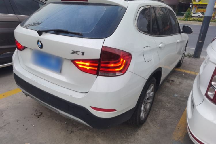 Used BMW X1 2015 sDrive18i Fashion Upgrade Edition Rear Right 45 Deg