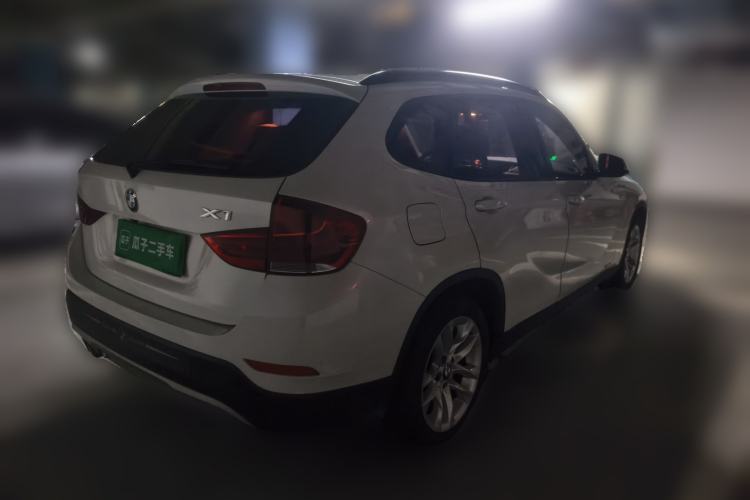 Used BMW X1 2015 sDrive18i Fashion Upgrade Edition Rear Right 45 Deg