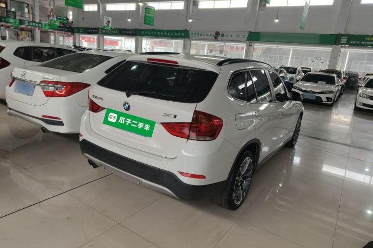 Used BMW X1 2015 sDrive18i Leading Edition Rear Right 45 Deg