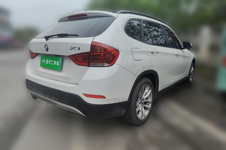 Used BMW X1 2015 sDrive18i Fashion Upgrade Edition Rear Right 45 Deg