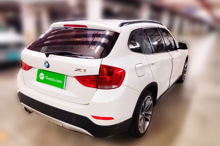 Used BMW X1 2015 sDrive18i Leading Edition Rear Right 45 Deg