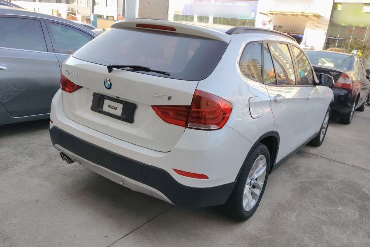 Used BMW X1 2015 sDrive18i Fashion Upgrade Edition Rear Right 45 Deg